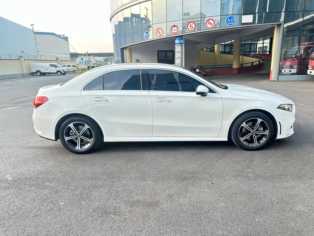 Mercedes-Benz A-Class A 2022 A 200 L Sport Fashion