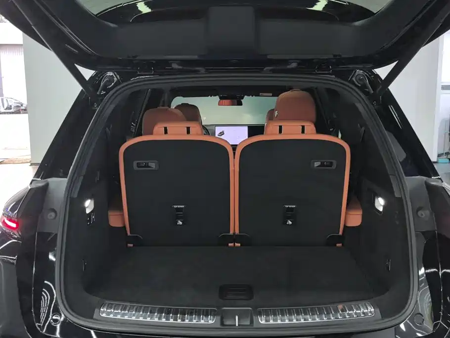 Li Auto Li L8 — миниатюра 4