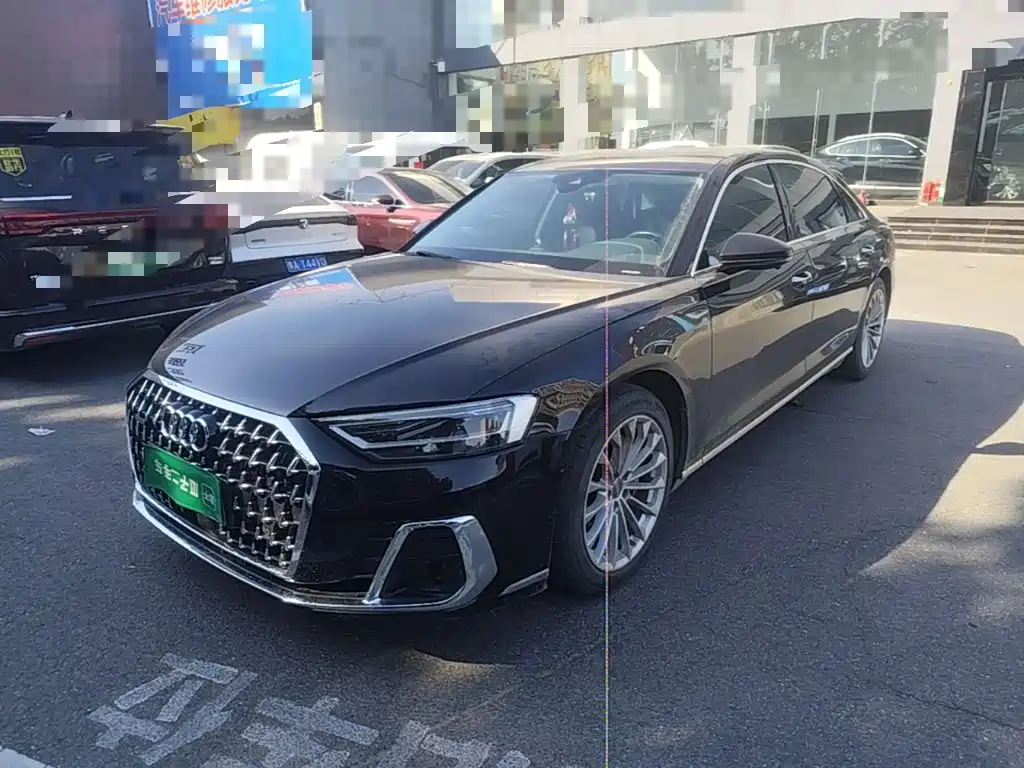 Audi A8