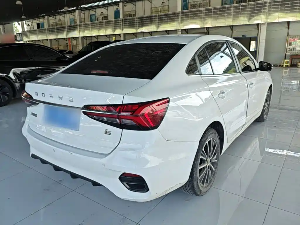 Roewe i5 — миниатюра 7