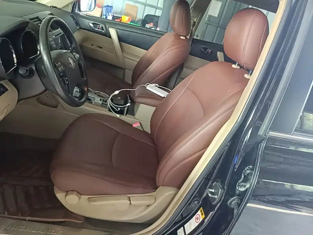 Toyota Highlander — миниатюра 15