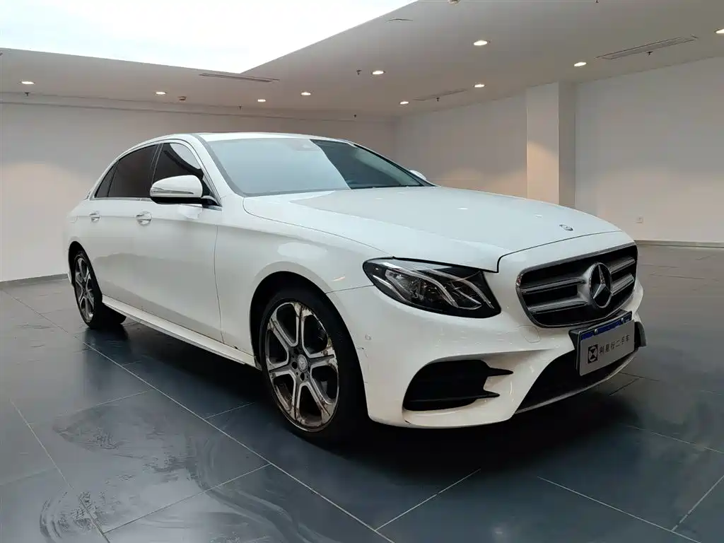 Mercedes-Benz E-Class E 2017 E 300 L Sport Fashion