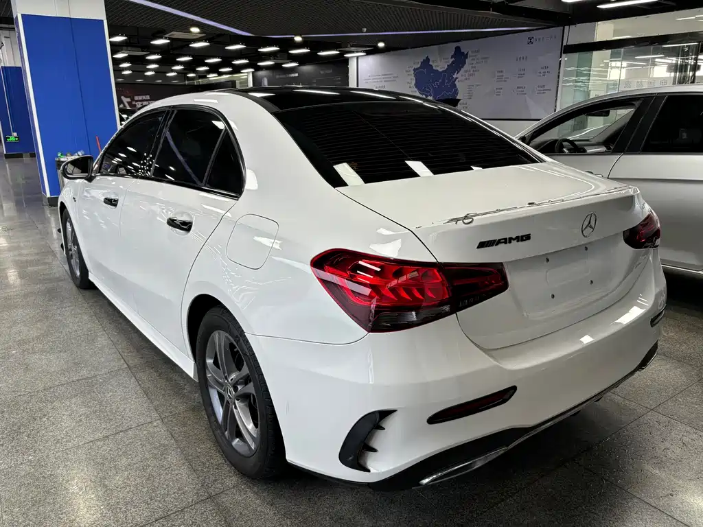 MERCEDES-BENZ A CLASS