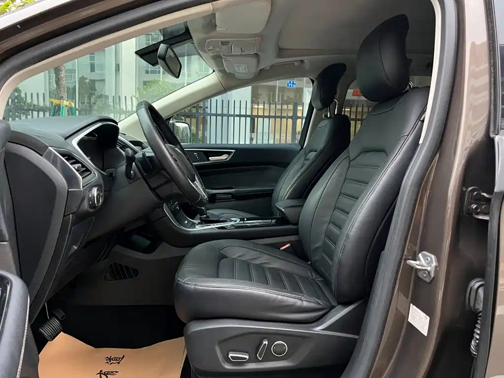 Ford Edge — миниатюра 3