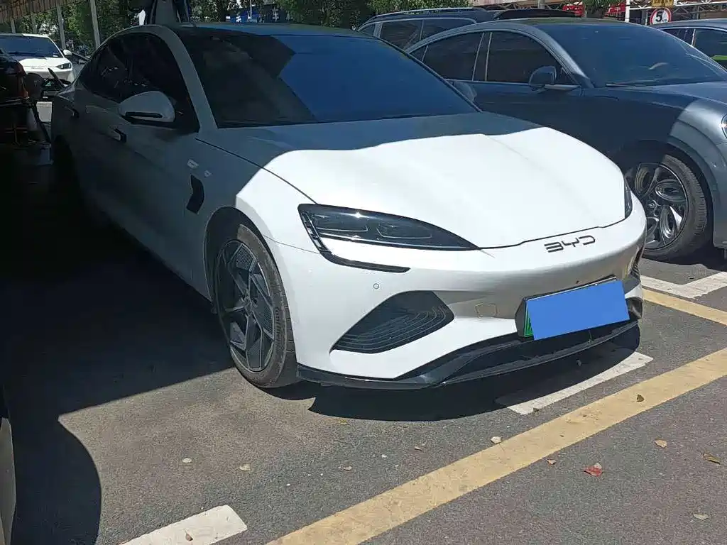 BYD Seal — миниатюра 3