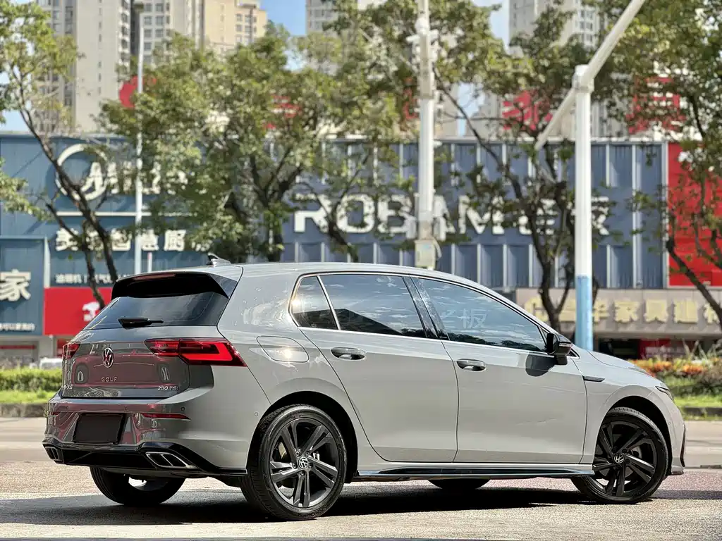 Volkswagen Golf — миниатюра 9