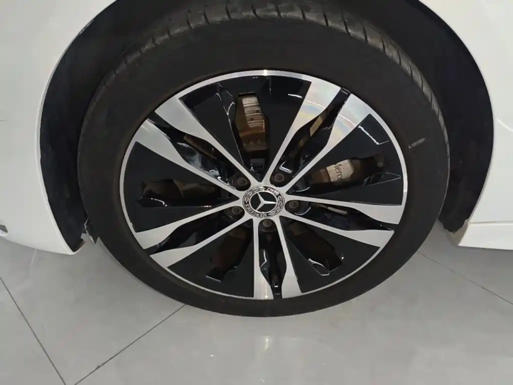 Mercedes-Benz C-Class New Energy — миниатюра 23