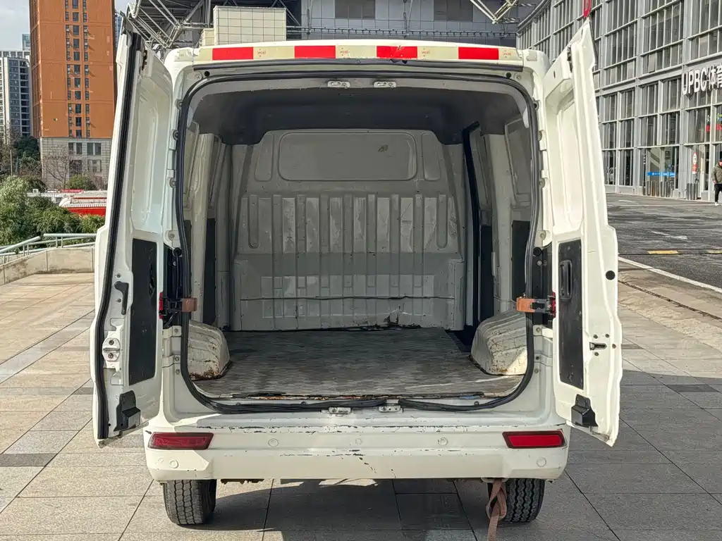 DONGFENG YUFENG EM26