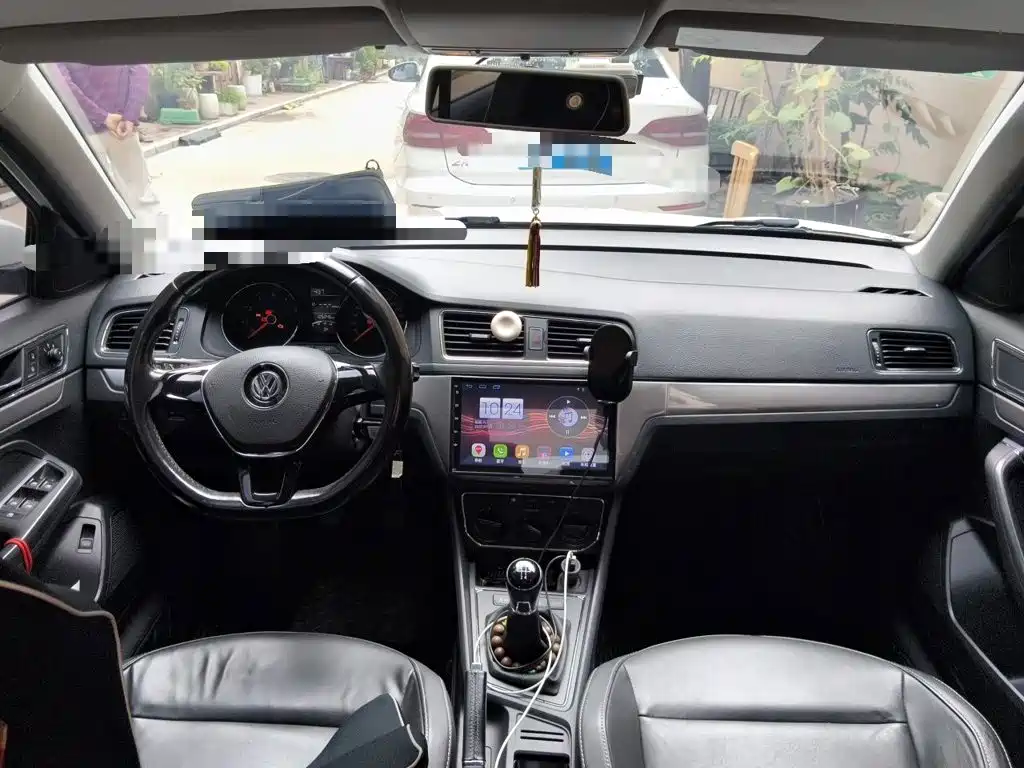Volkswagen Lavida — миниатюра 10