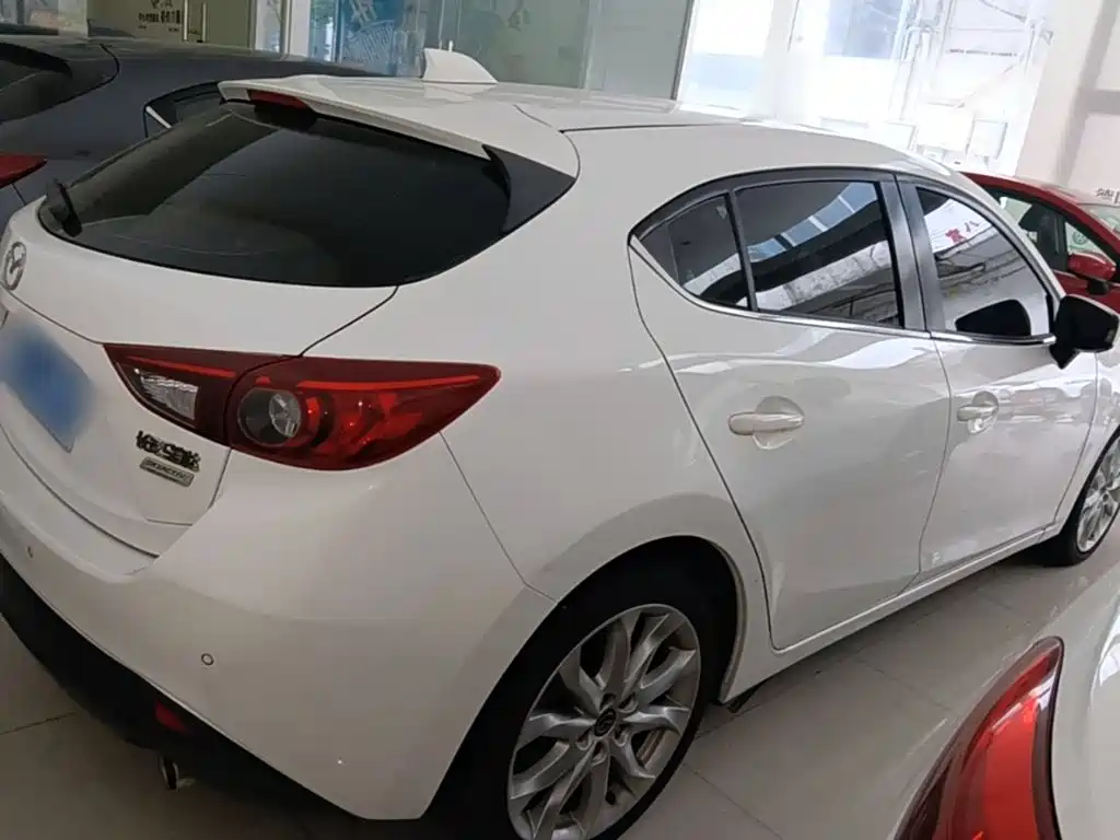 Mazda 3 Axela — миниатюра 7