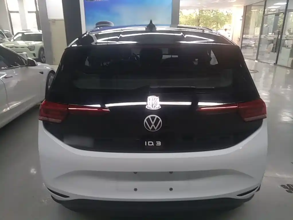 Volkswagen ID.3 — миниатюра 6