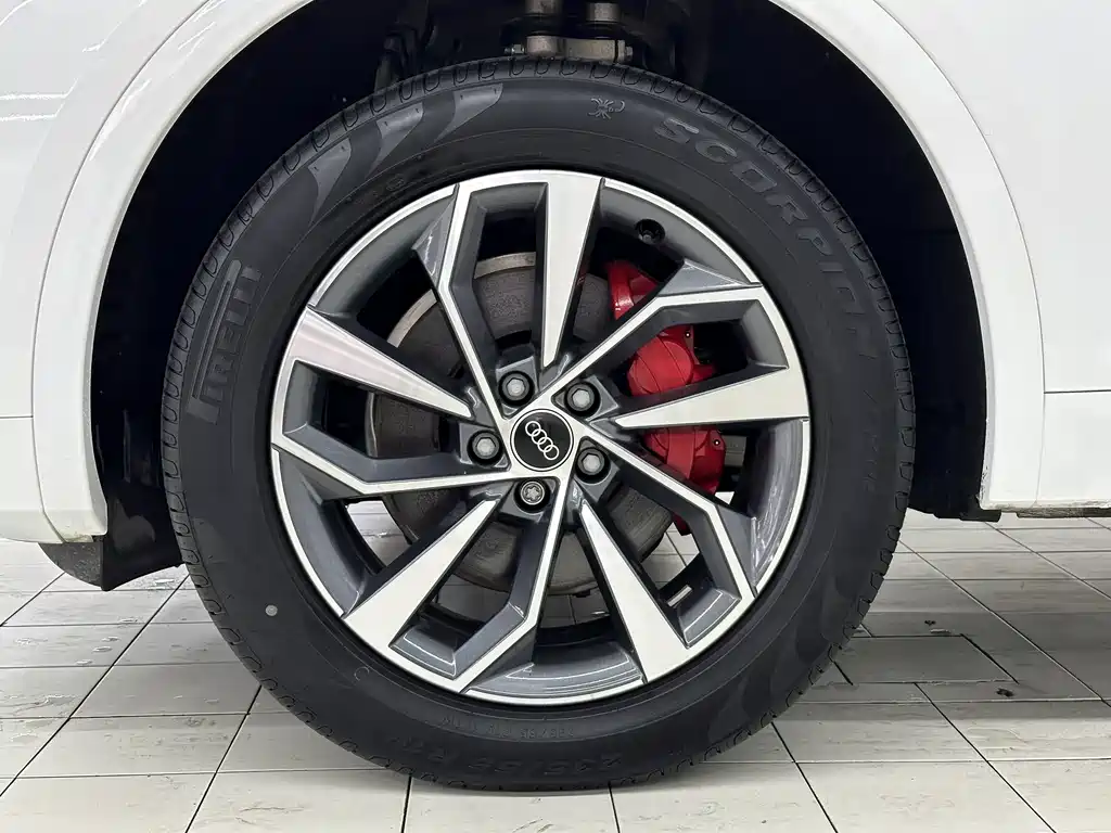 Audi Q5L — миниатюра 17