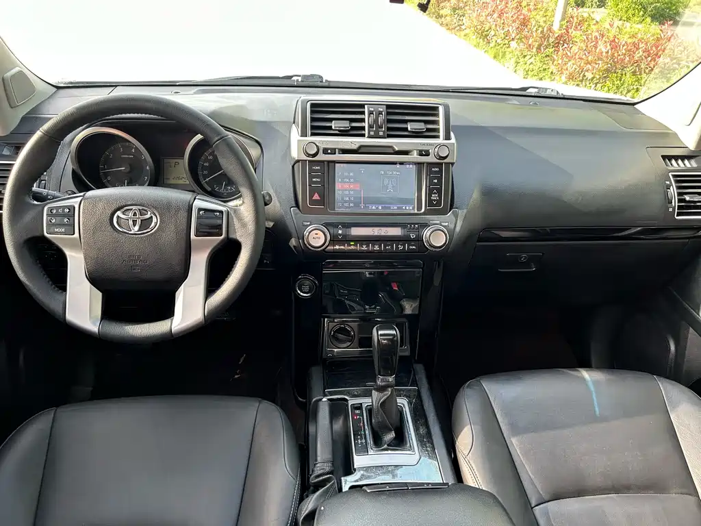 Toyota Prado — миниатюра 4