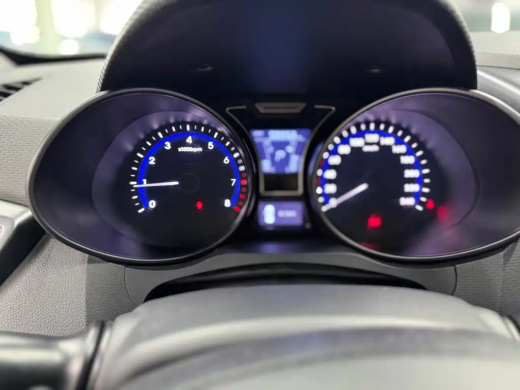 Hyundai Veloster — миниатюра 7