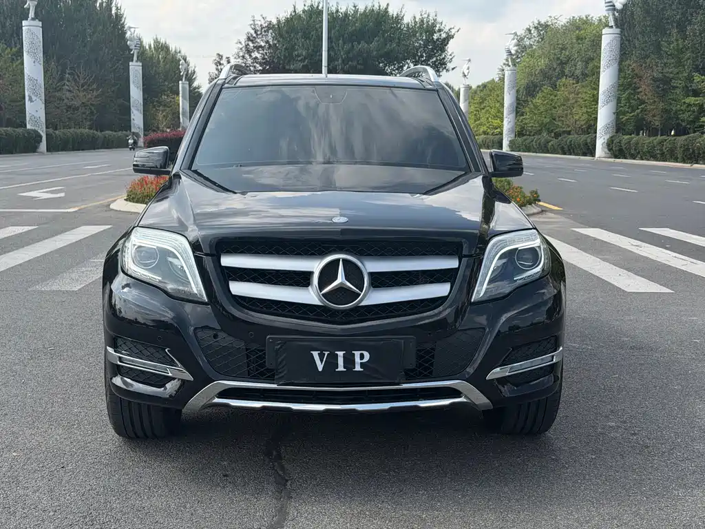 Mercedes-Benz GLK-Class (Import) — миниатюра 2