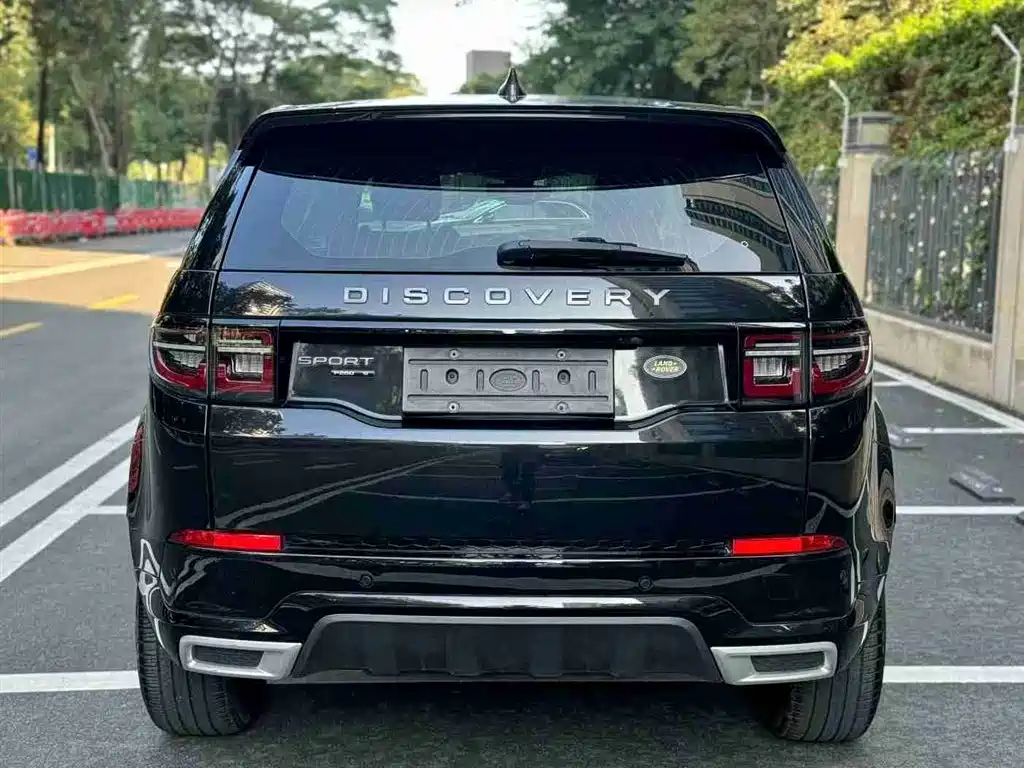 LAND ROVER DISCOVER SPORTS