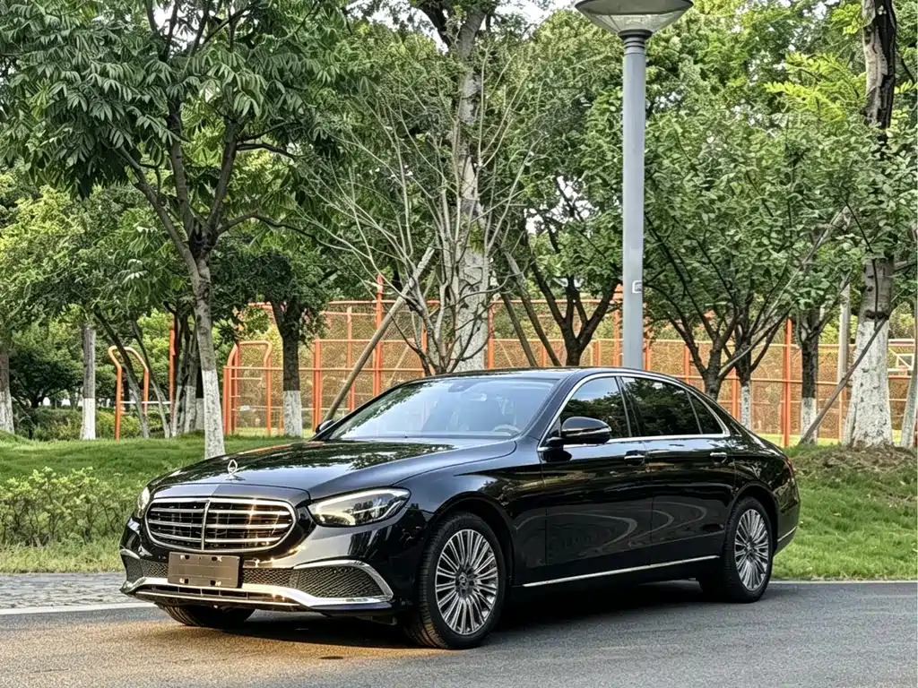 Mercedes-Benz E-Class E 2022 E 300 L Sport Fashion