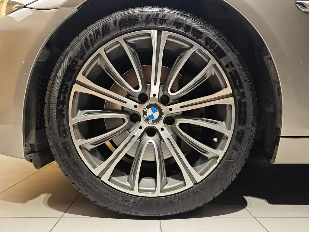 BMW 5 Series 5 2013 535i Lead Sport