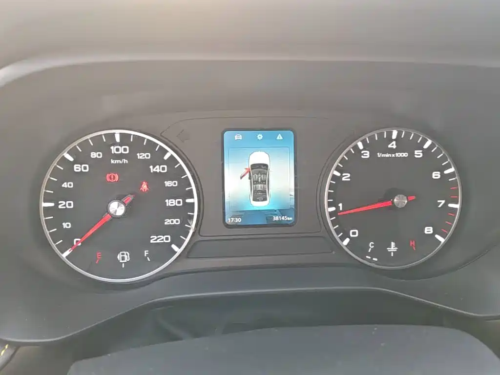 Roewe i5 — миниатюра 12