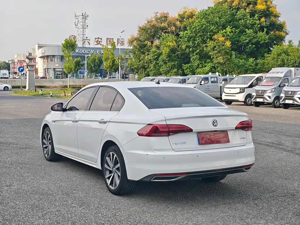 Volkswagen Bora — миниатюра 8