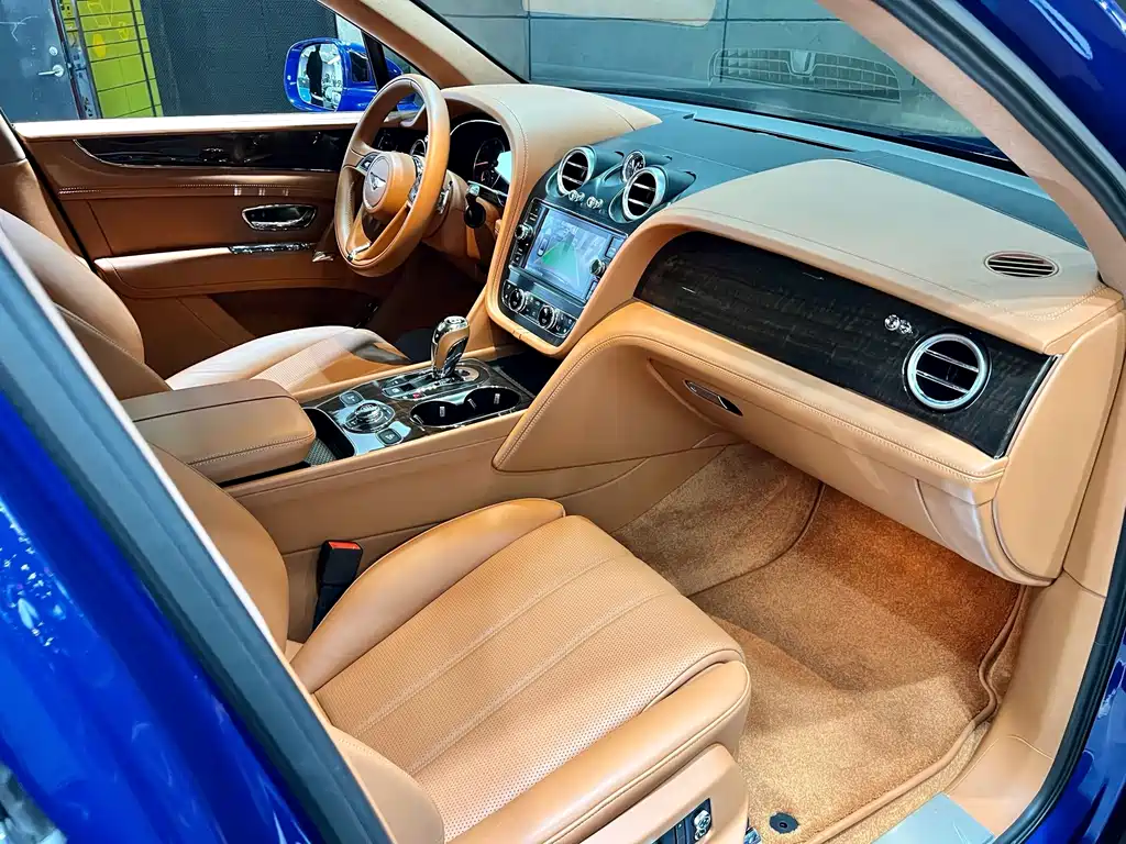 Bentley Bentayga — фотографии объявления, Фото 13