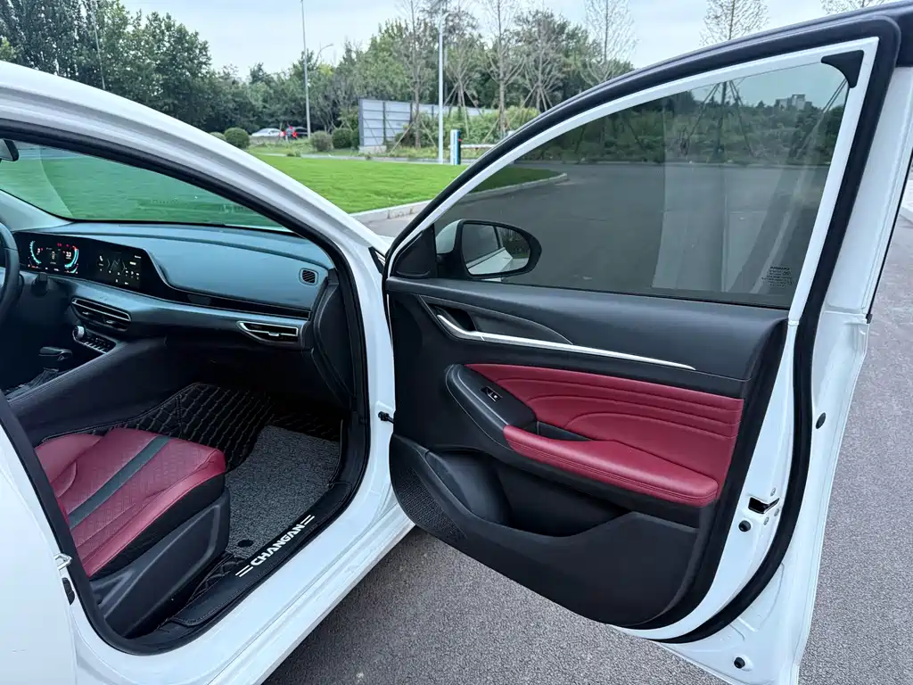 Changan Eado — миниатюра 15