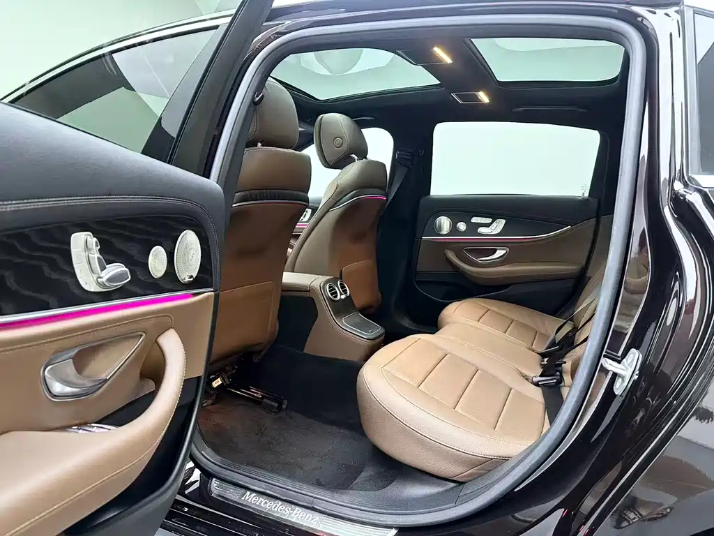 Mercedes-Benz E-Class E 2023 E 300 L Luxury