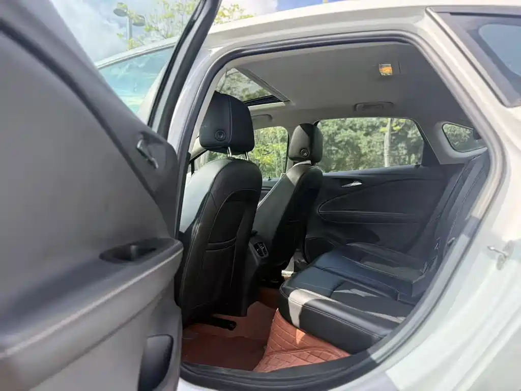 Buick Verano — миниатюра 11