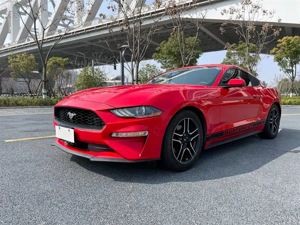 Купить Ford Mustang