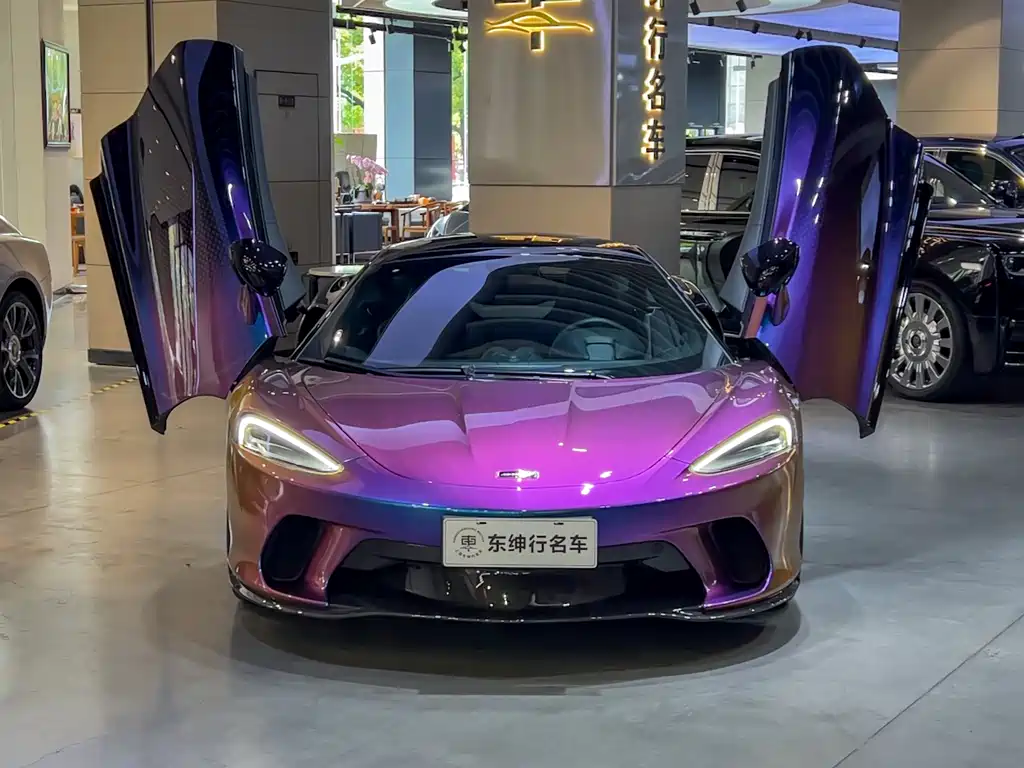 McLaren GT — миниатюра 2