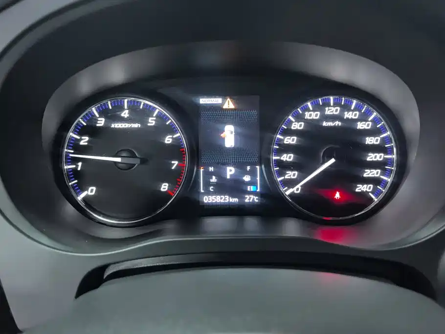 Mitsubishi Outlander — миниатюра 14