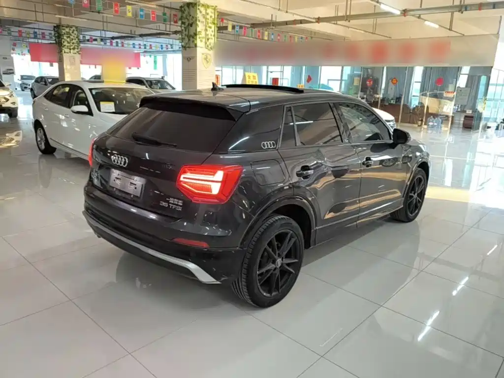 Audi Q2L — миниатюра 7
