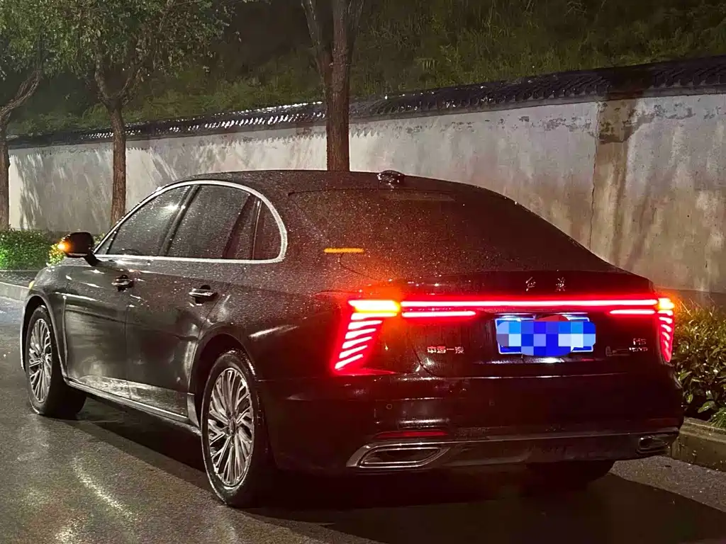 Hongqi Hongqi H5 — миниатюра 5
