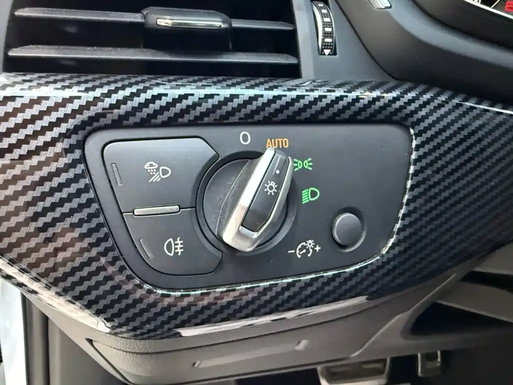 Audi A4L — миниатюра 14