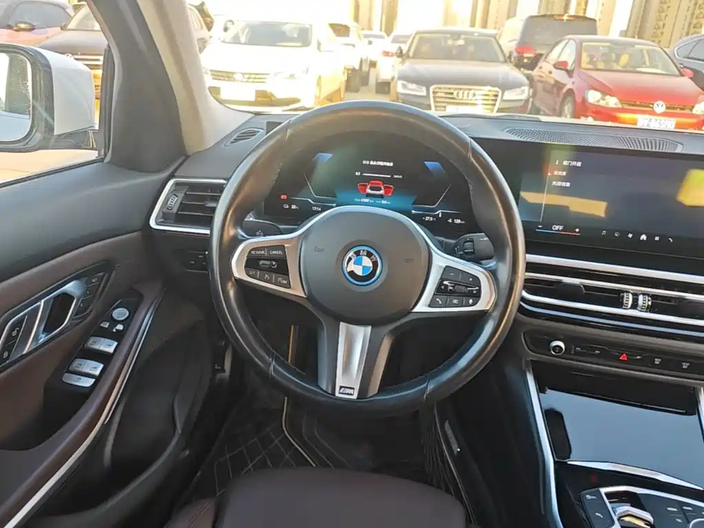 BMW i3 — миниатюра 11