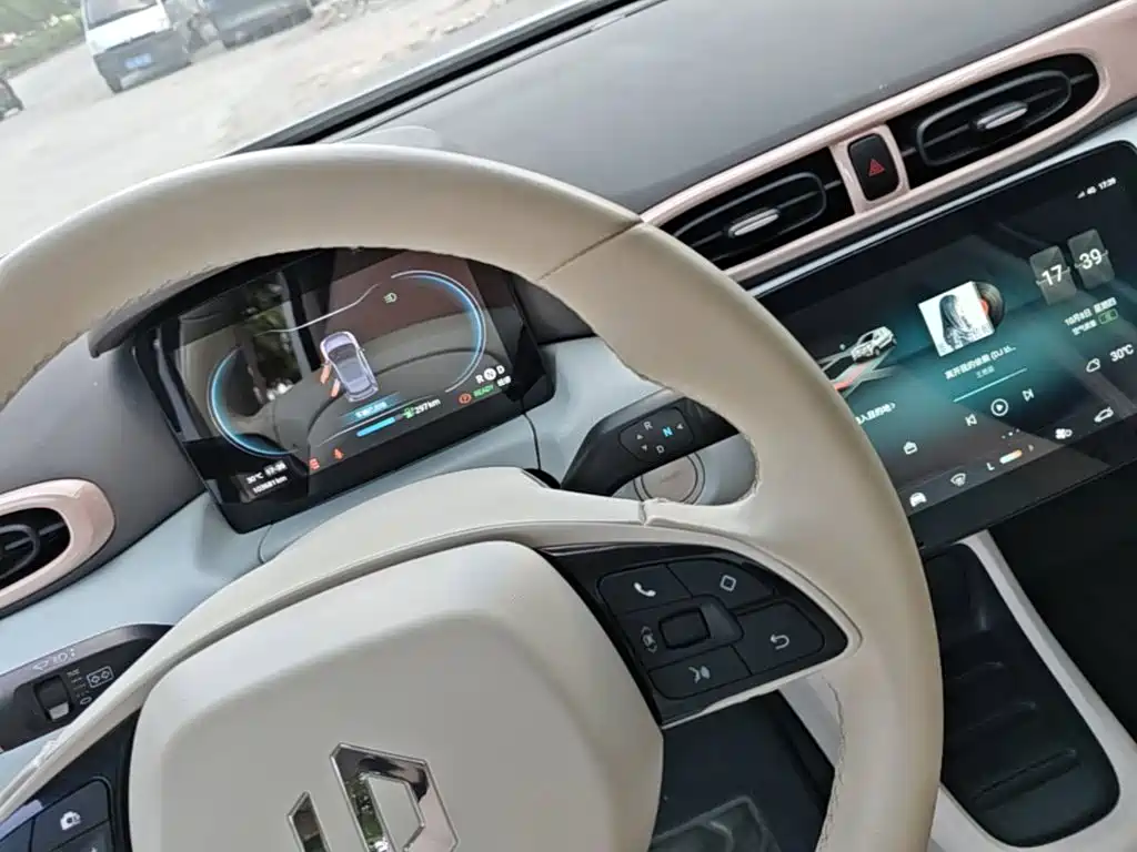 Leapmotor Leapmotor T03 — миниатюра 14