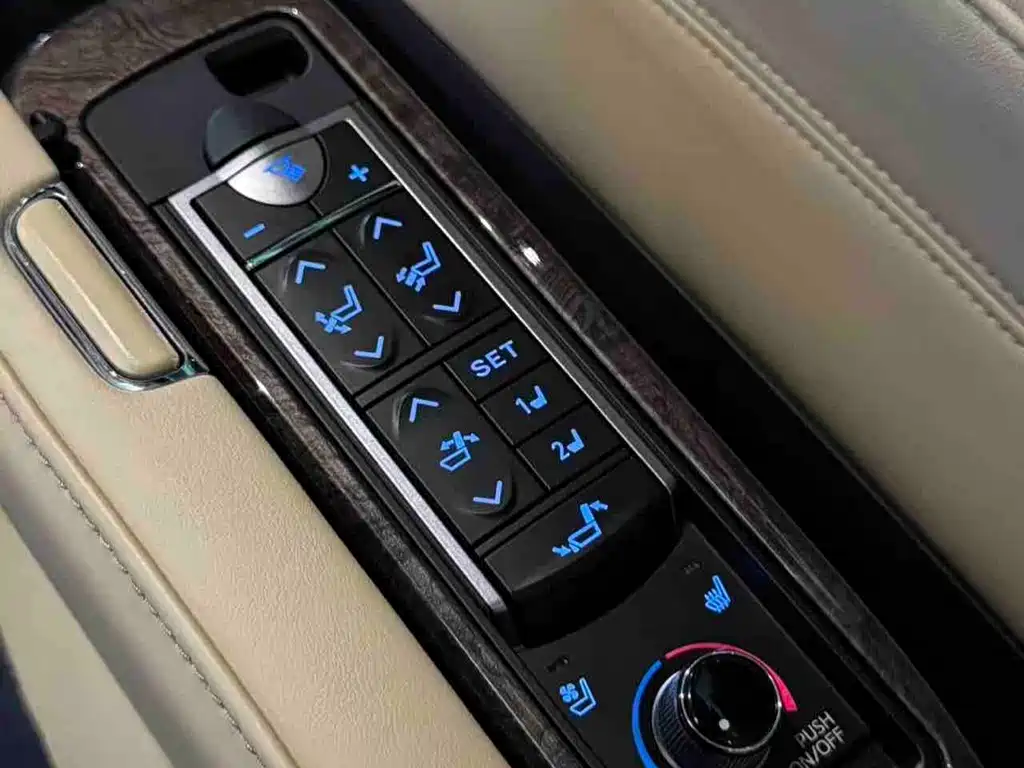 Toyota Vellfire — миниатюра 15