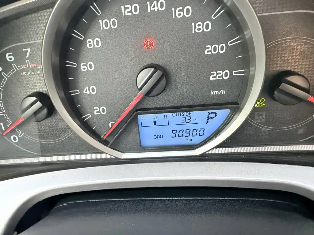 Toyota RAV4 — миниатюра 10