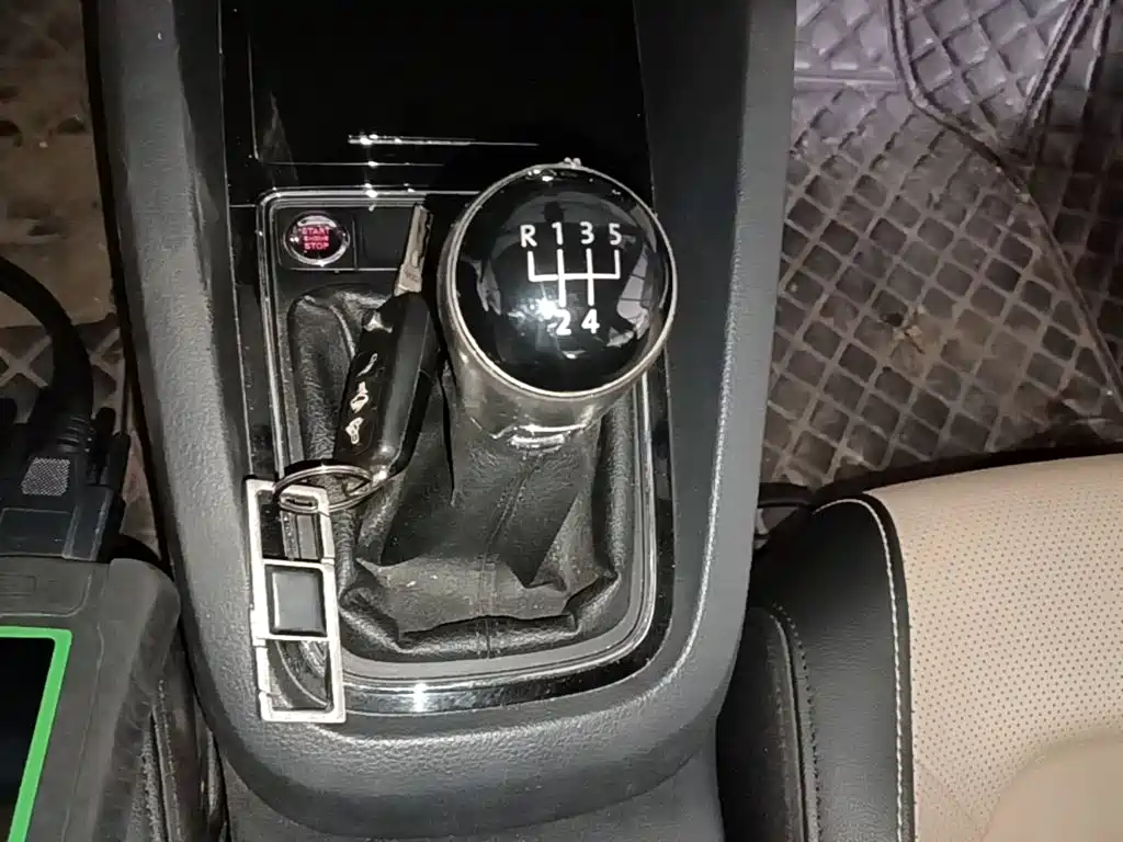 Volkswagen Sagitar — миниатюра 14