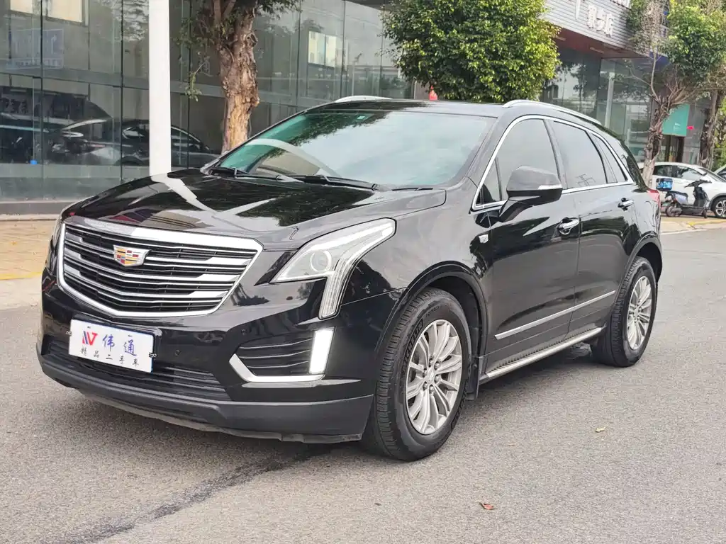 Купить Cadillac XT5