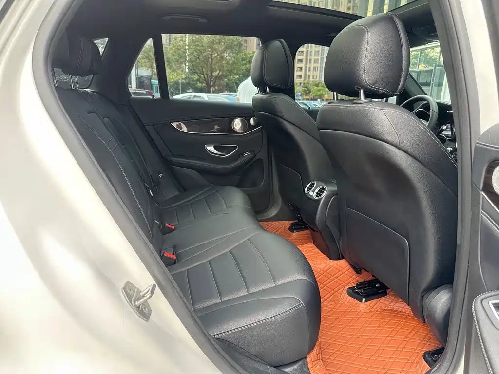 Mercedes-Benz GLC — миниатюра 24