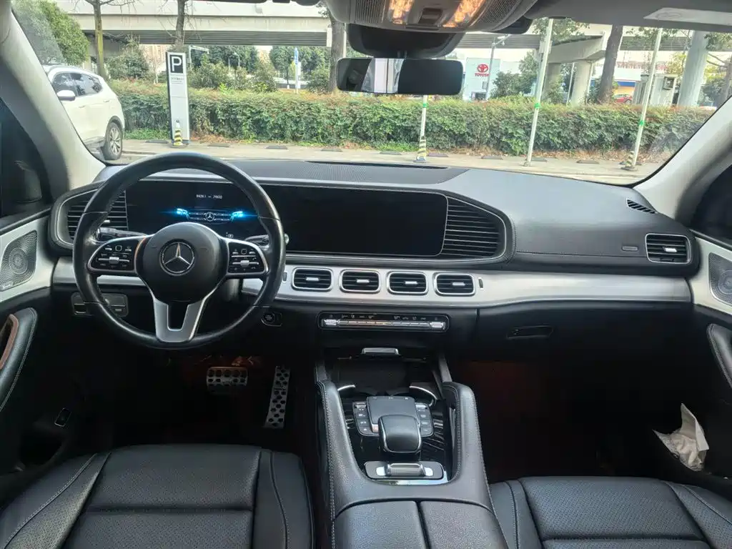 MERCEDES-BENZ GLE