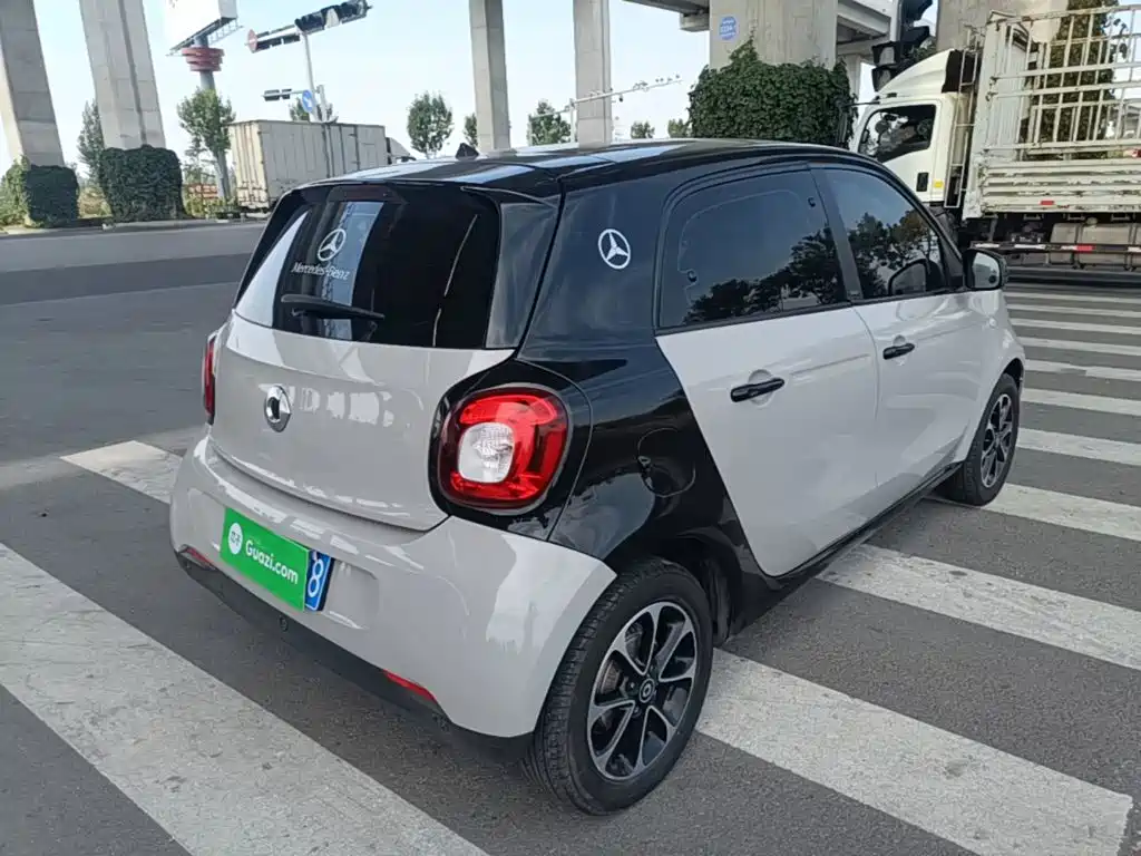 smart Smart Forfour — миниатюра 7