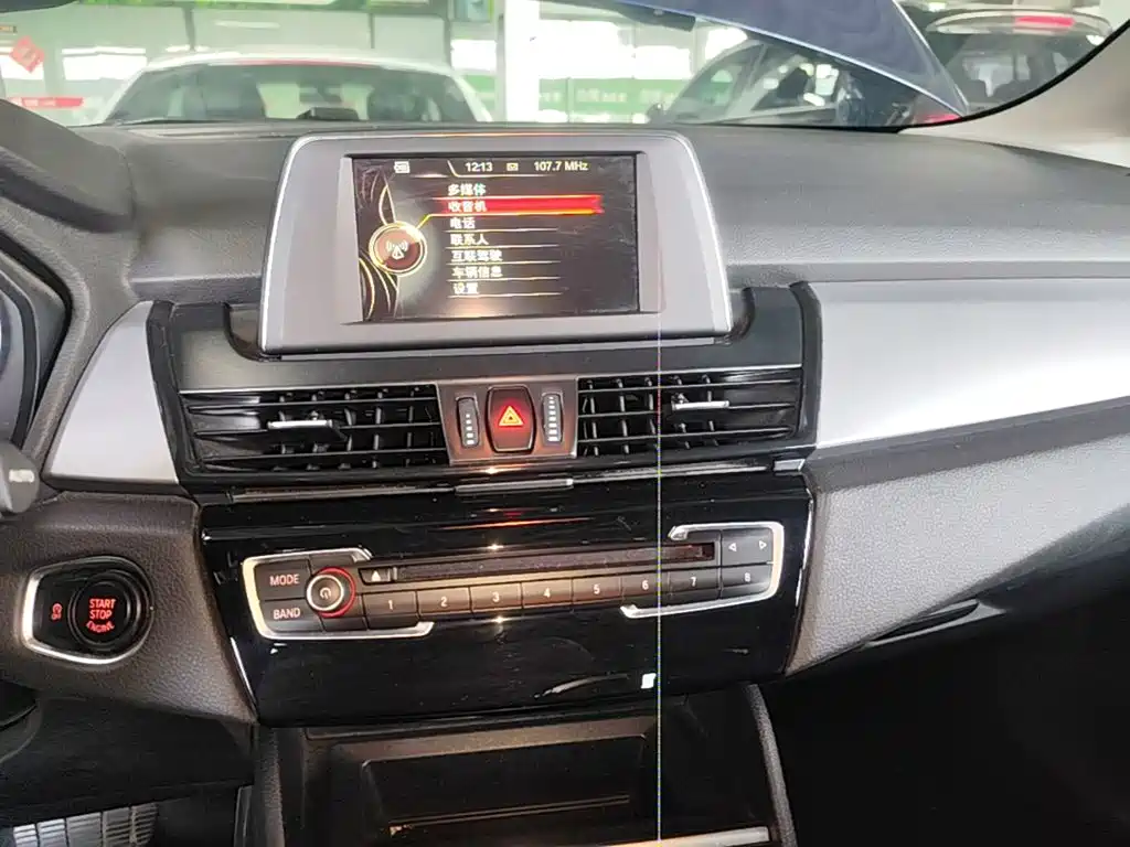 BMW 2 Series Active Tourer — миниатюра 13