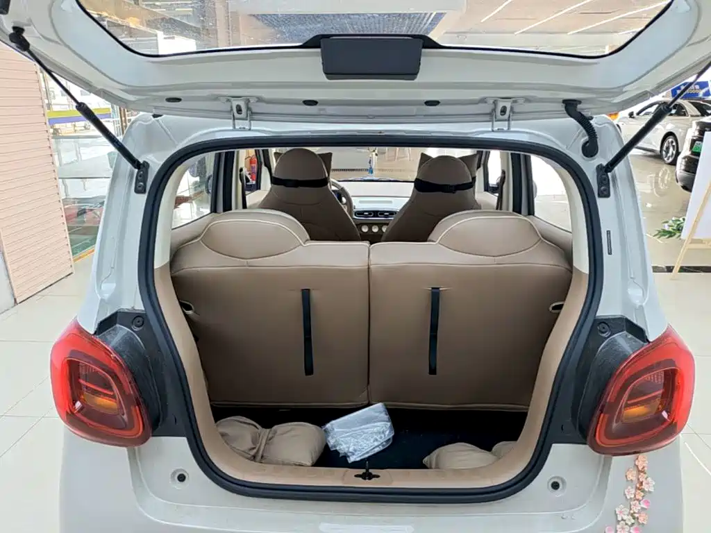 Wuling MINIEV — миниатюра 19