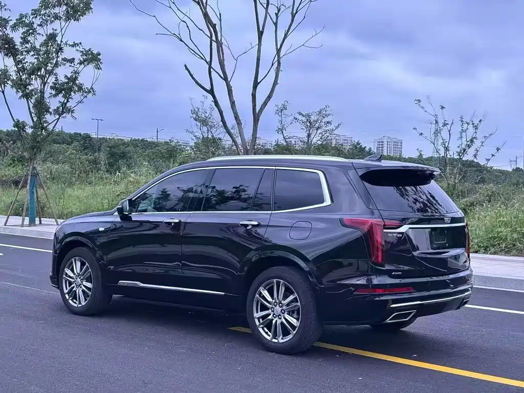 Cadillac XT6 — миниатюра 5