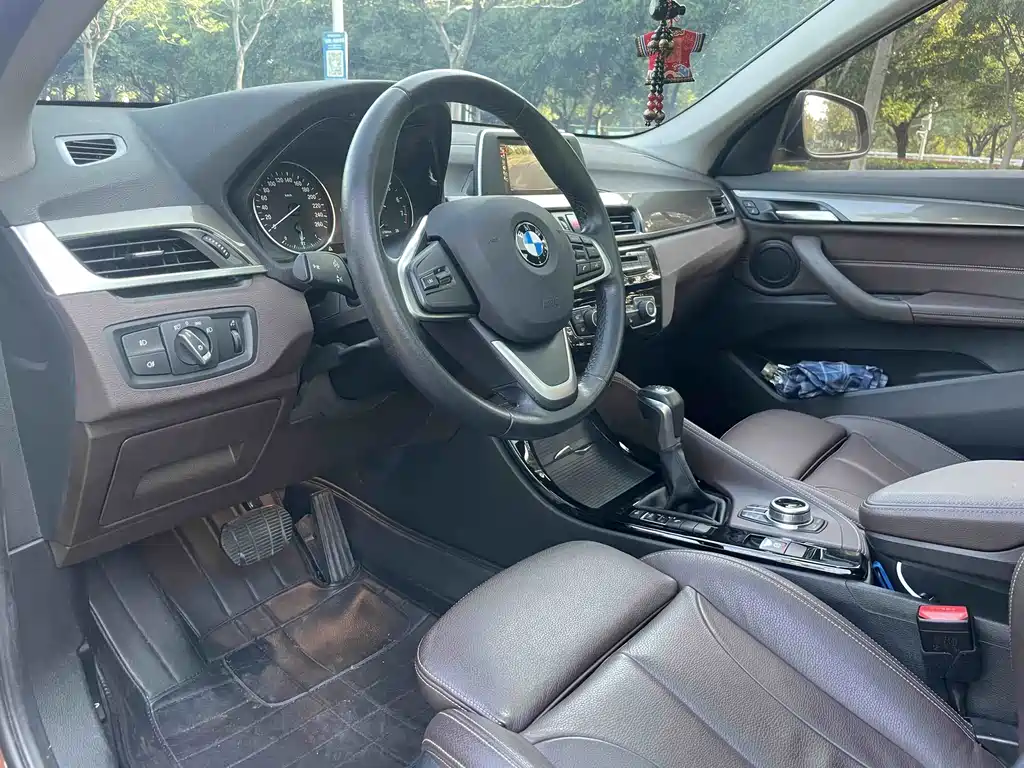 BMW X1 — миниатюра 9