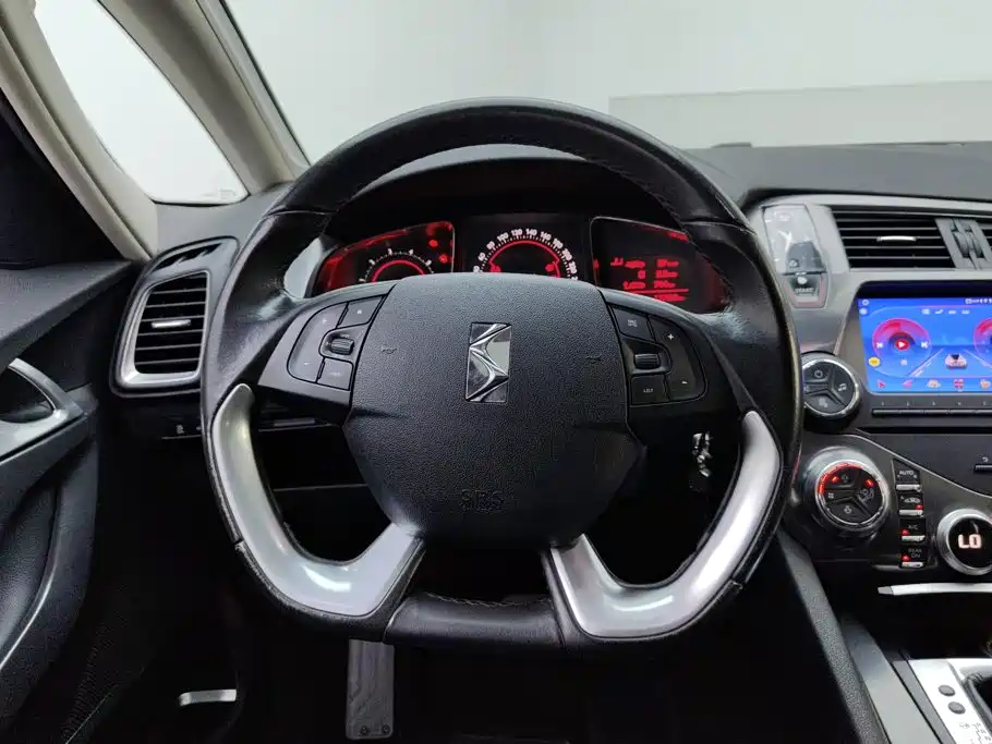 DS DS 5 — миниатюра 15