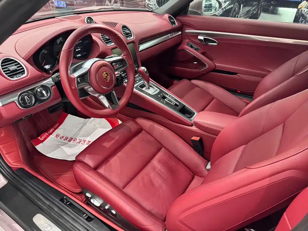 Porsche 718 2022 Boxster 2.0T