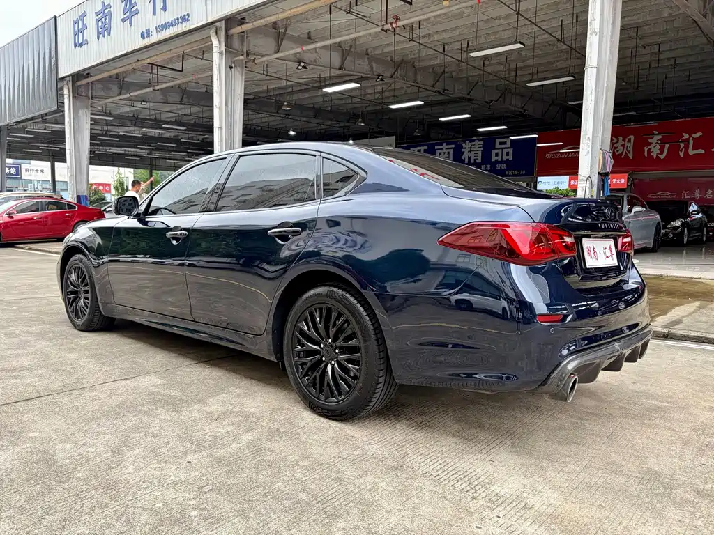 Infiniti Q70 — миниатюра 17